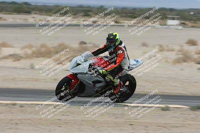 media/Nov-15-2025-Race Pace (Sat) [[8de605a2d8]]/Non Verified Riders (1st 20 Minutes)/Turn 9 Inside (10am)/